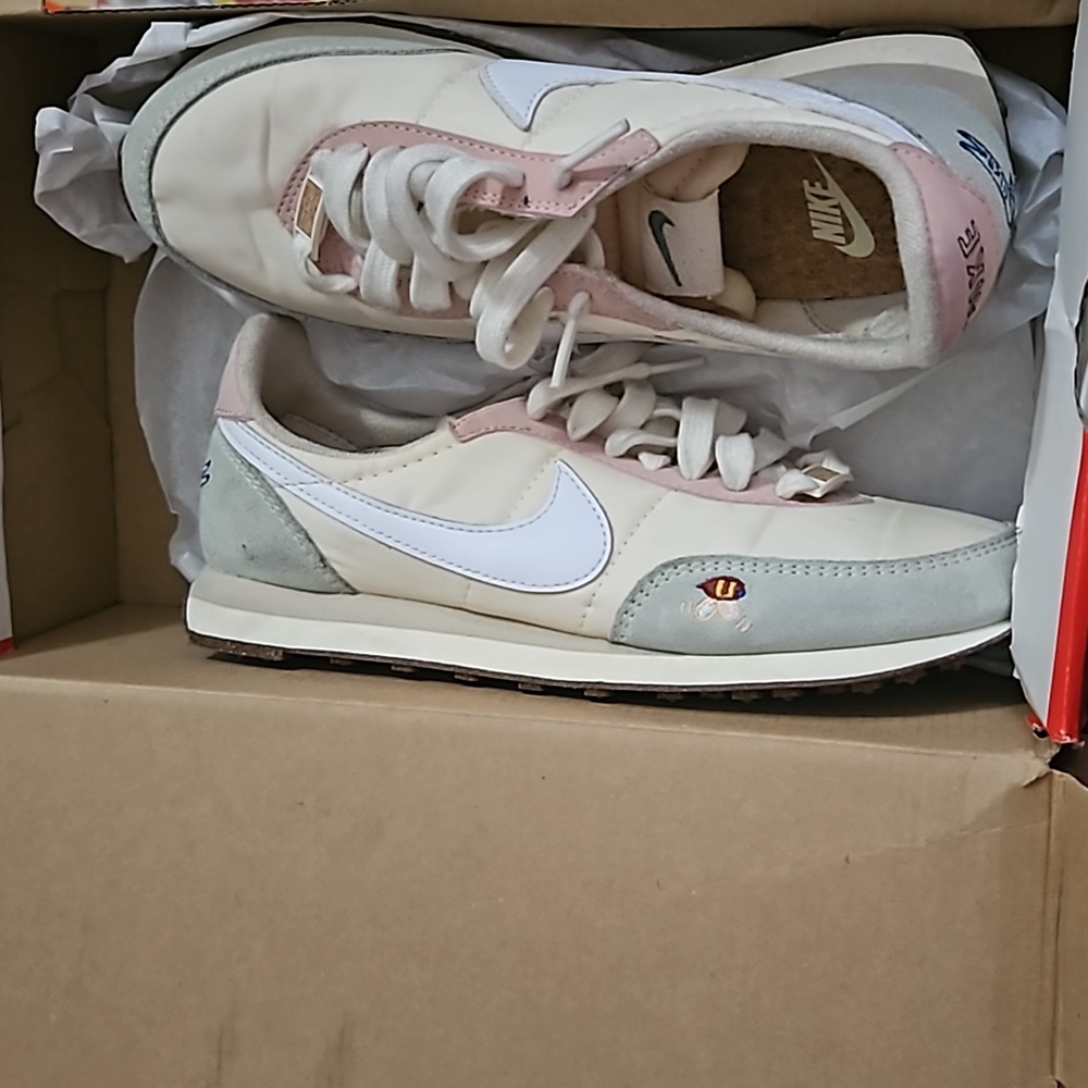 Nike